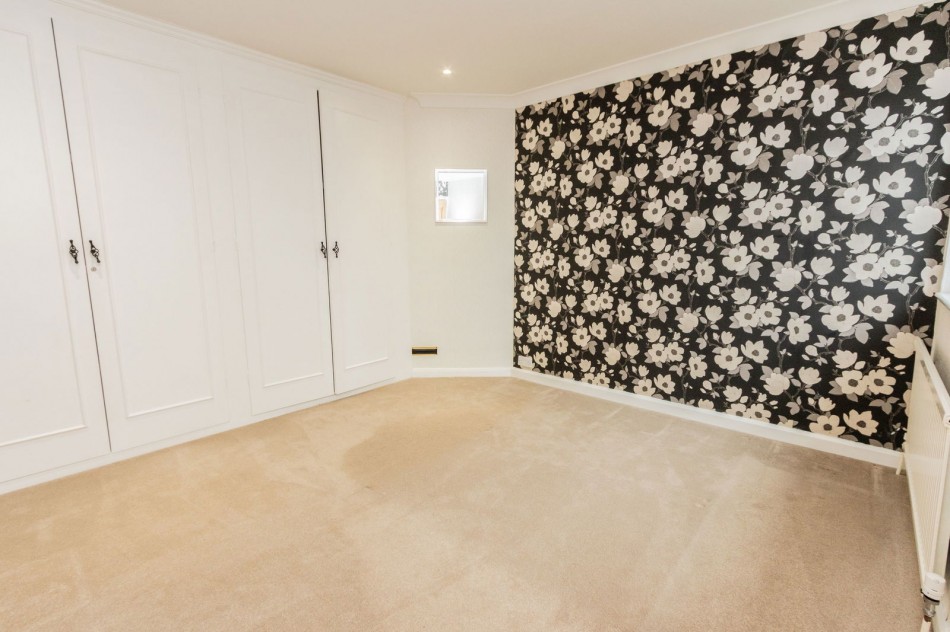 Images for Available With No Onward Chain in Bodiam EAID:366206731 BID:bid