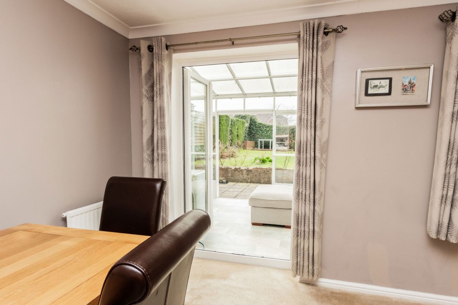 Images for With A South West Facing Garden In Sandhurst EAID:366206731 BID:bid