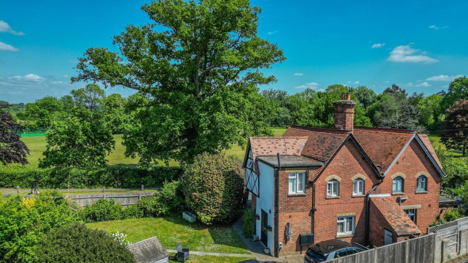 Images for Situated on The Hawkhurst Moor EAID:366206731 BID:bid