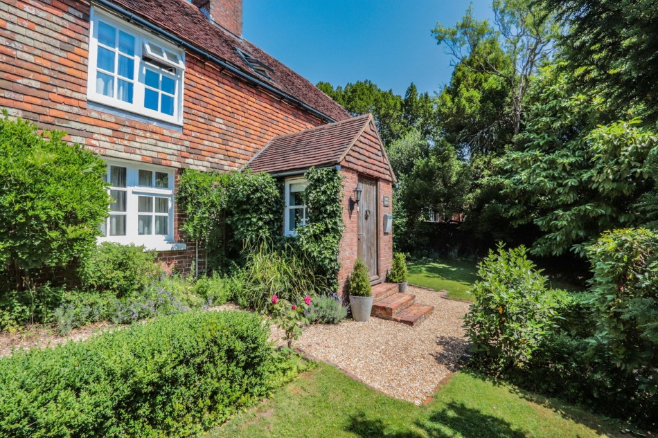 Images for High Street, Hawkhurst EAID:366206731 BID:bid