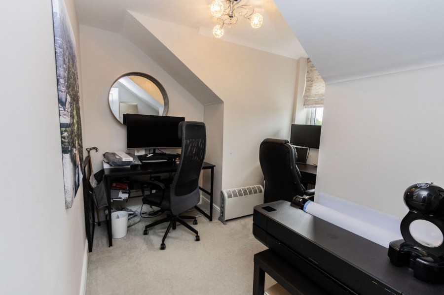 Images for Within Walking Distance Of Marden Station EAID:366206731 BID:bid