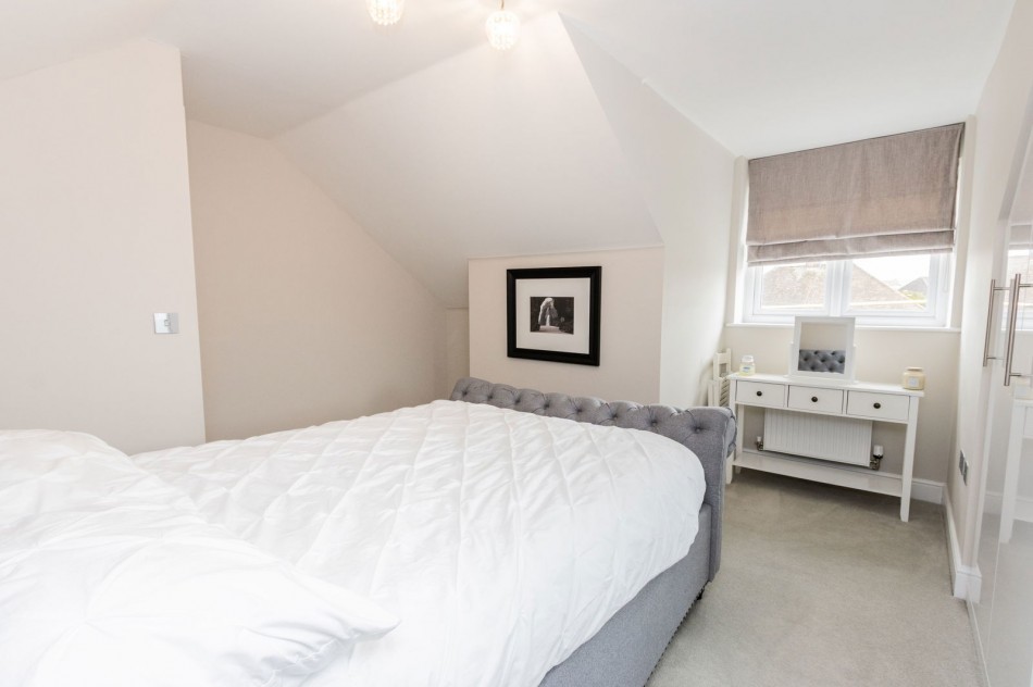 Images for Within Walking Distance Of Marden Station EAID:366206731 BID:bid