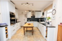 Images for A Quiet Lane Location In Hawkhurst