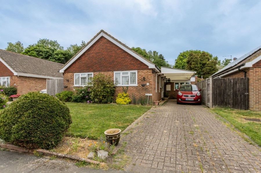 Images for 1.2 Miles From Etchingham Mainline Station in Hurst Green EAID:366206731 BID:bid
