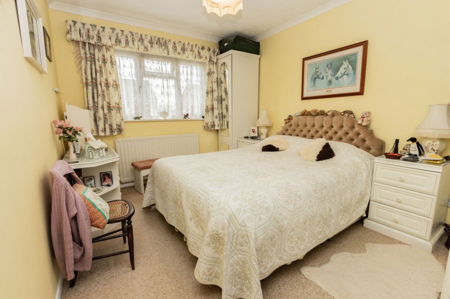 Images for 1.2 Miles From Etchingham Mainline Station in Hurst Green EAID:366206731 BID:bid