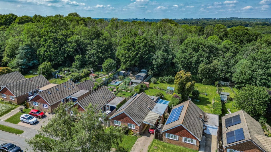 Images for 1.2 Miles From Etchingham Mainline Station in Hurst Green EAID:366206731 BID:bid