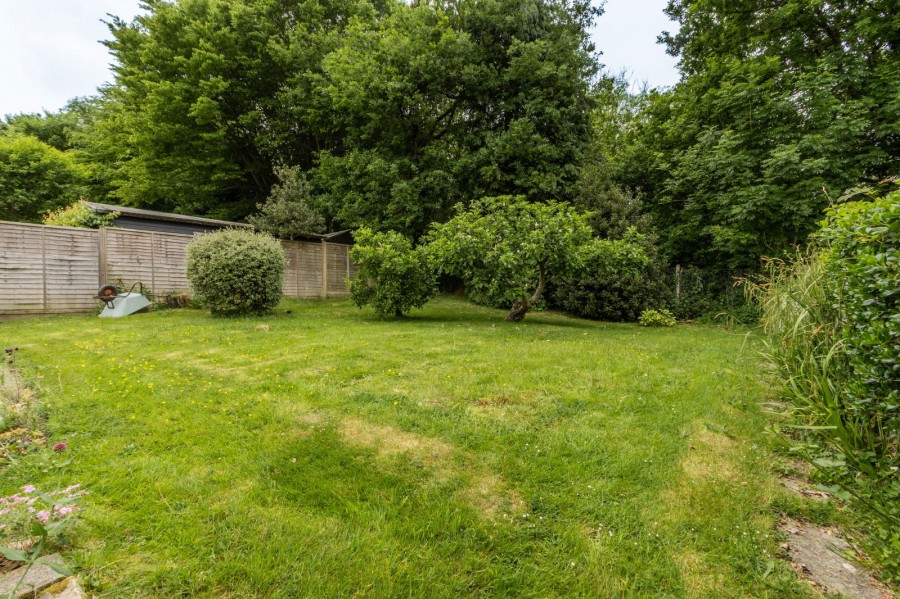 Images for 1.2 Miles From Etchingham Mainline Station in Hurst Green EAID:366206731 BID:bid