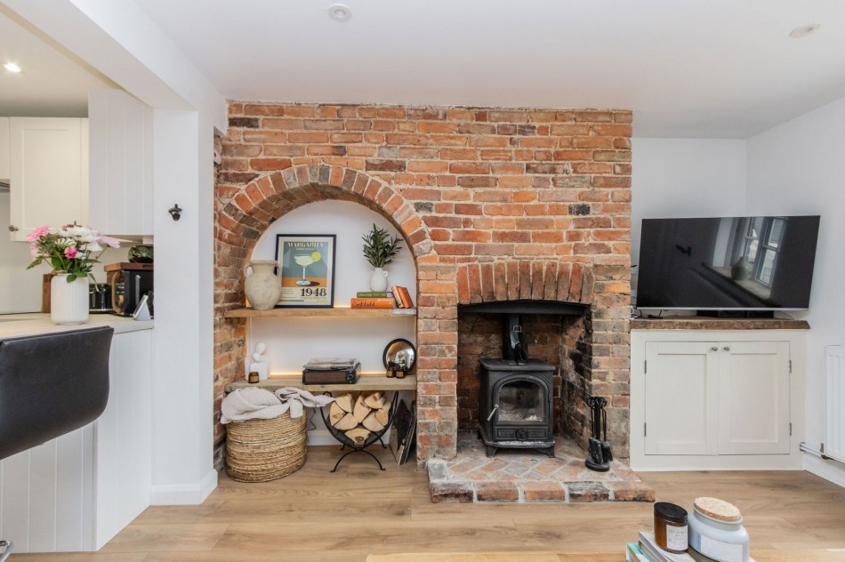 Images for Close Proximity To Marden High Street EAID:366206731 BID:bid