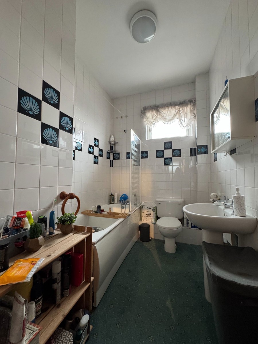Images for Saffron Rise, Eaton Bray, Dunstable, LU6 2AY EAID:366206731 BID:bid
