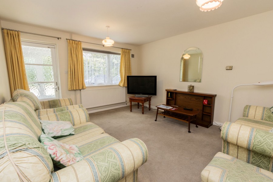 Images for Level Walking Distance To Hawkhurst Colonnade EAID:366206731 BID:bid