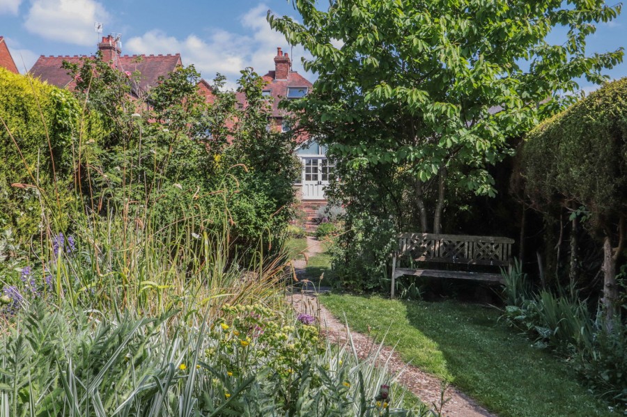 Images for Walking Distance of Hawkhurst Colonnade EAID:366206731 BID:bid