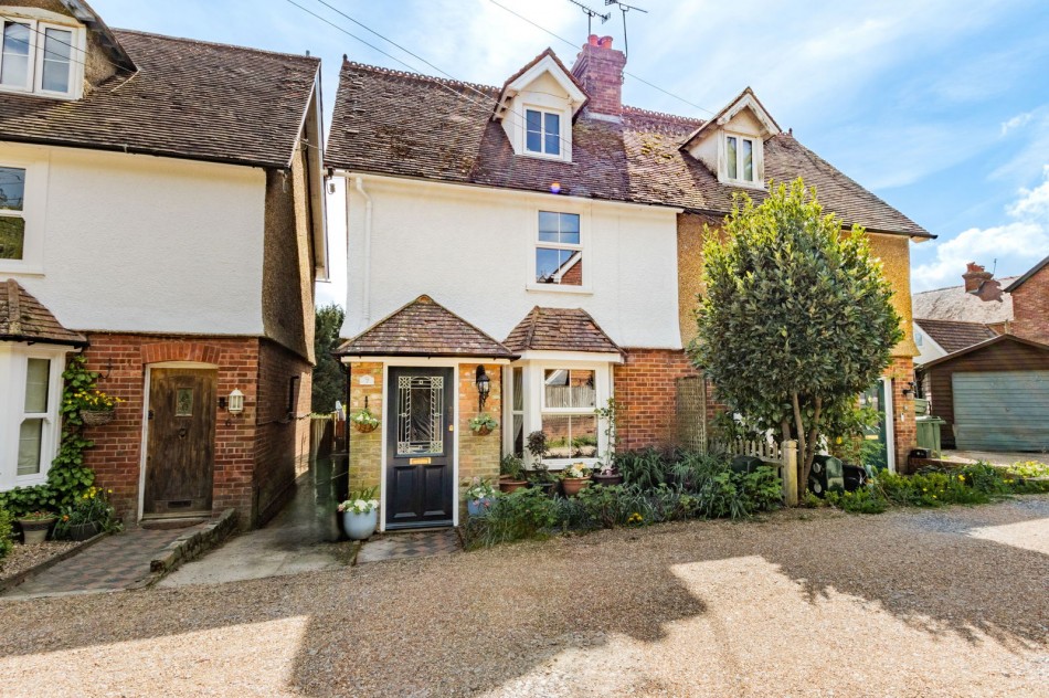 Images for With A 120ft South-Facing Garden In Hartley EAID:366206731 BID:bid
