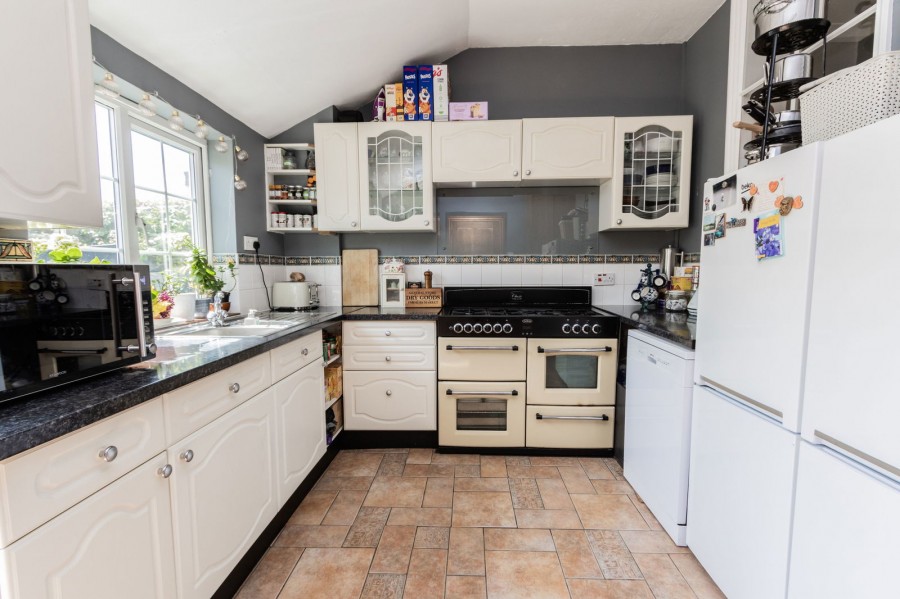Images for With A 120ft South-Facing Garden In Hartley EAID:366206731 BID:bid