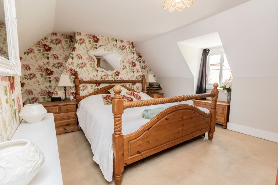 Images for With A 120ft South-Facing Garden In Hartley EAID:366206731 BID:bid