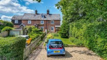 Images for Within Walking Distance Of A Train Station In Etchingham