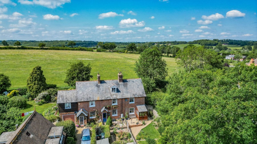 Images for Within Walking Distance Of A Train Station In Etchingham EAID:366206731 BID:bid