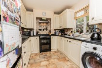 Images for Close Proximity To Hawkhurst Colonnade 