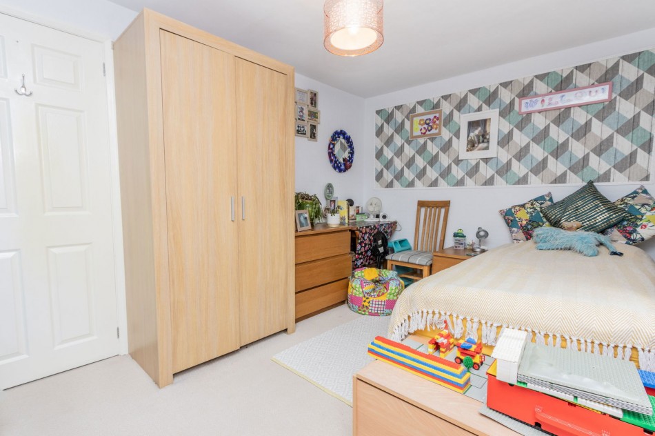 Images for Close Proximity To Hawkhurst Colonnade  EAID:366206731 BID:bid