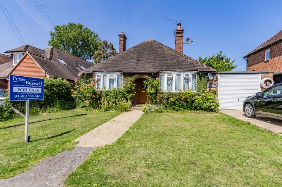 Images for Available With No Onward Chain in Hawkhurst EAID:366206731 BID:bid
