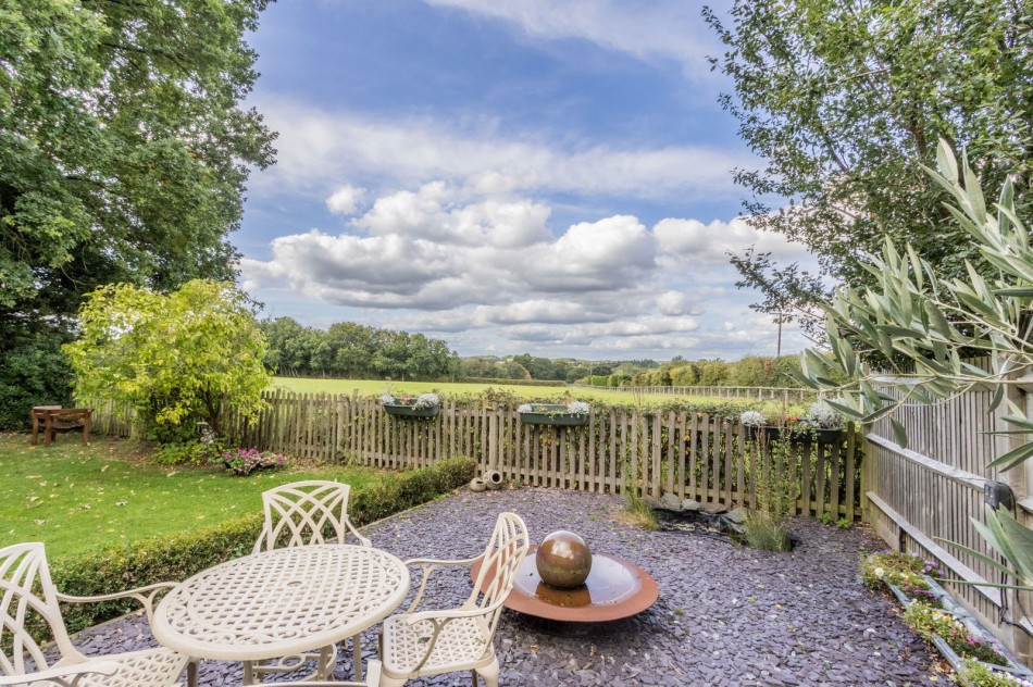 Images for With Uninterrupted Countryside Views in Sissinghurst EAID:366206731 BID:bid