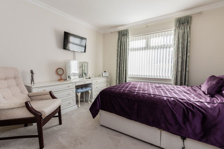 Images for Available With No Onward Chain in Hawkhurst EAID:366206731 BID:bid