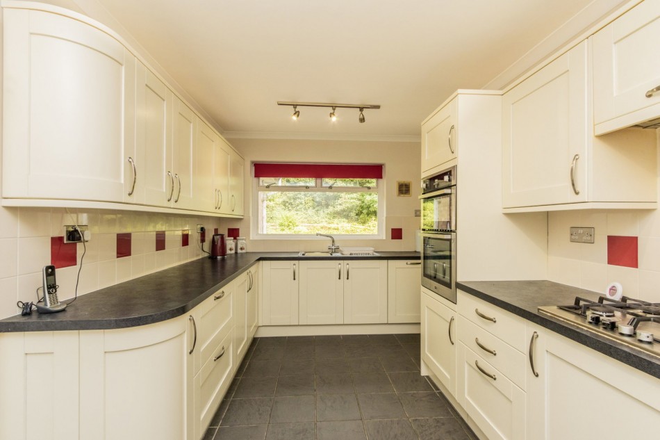 Images for Available With No Onward Chain in Hawkhurst EAID:366206731 BID:bid