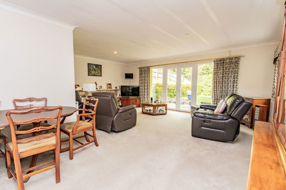 Images for Available With No Onward Chain in Hawkhurst EAID:366206731 BID:bid