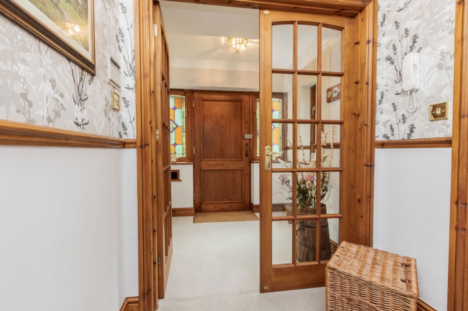 Images for With Expansive Surrounding Gardens in Hawkhurst EAID:366206731 BID:bid