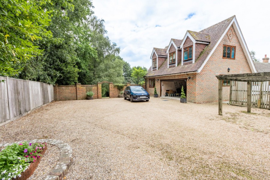 Images for With Expansive Surrounding Gardens in Hawkhurst EAID:366206731 BID:bid