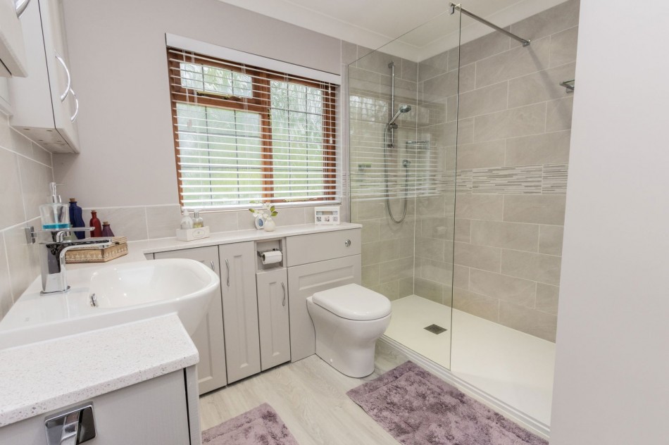 Images for With Expansive Surrounding Gardens in Hawkhurst EAID:366206731 BID:bid