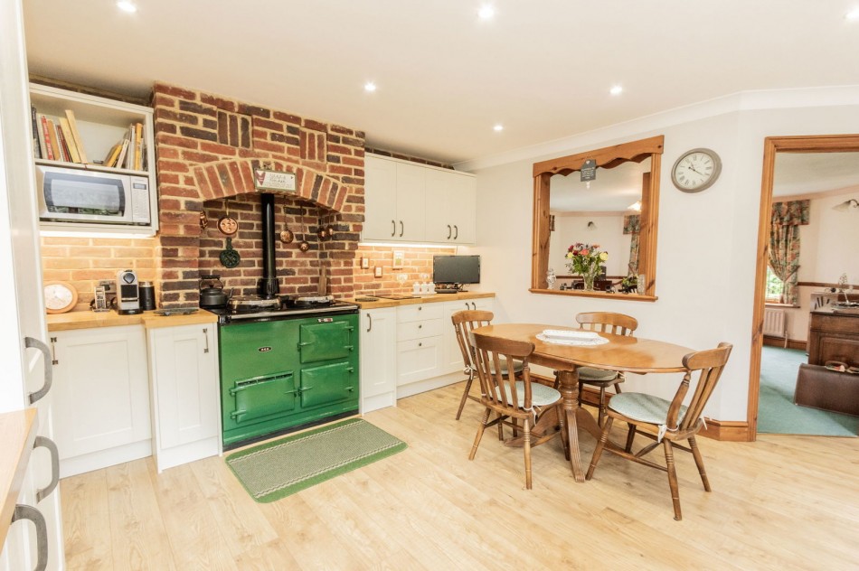 Images for With Expansive Surrounding Gardens in Hawkhurst EAID:366206731 BID:bid