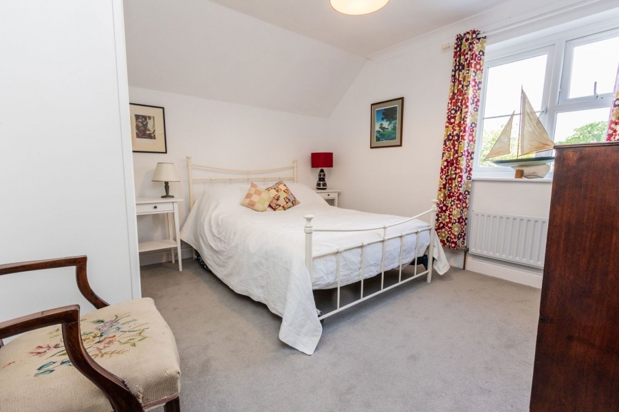 Images for Within Walking Distance to Cranbrook Town Centre & Schools EAID:366206731 BID:bid