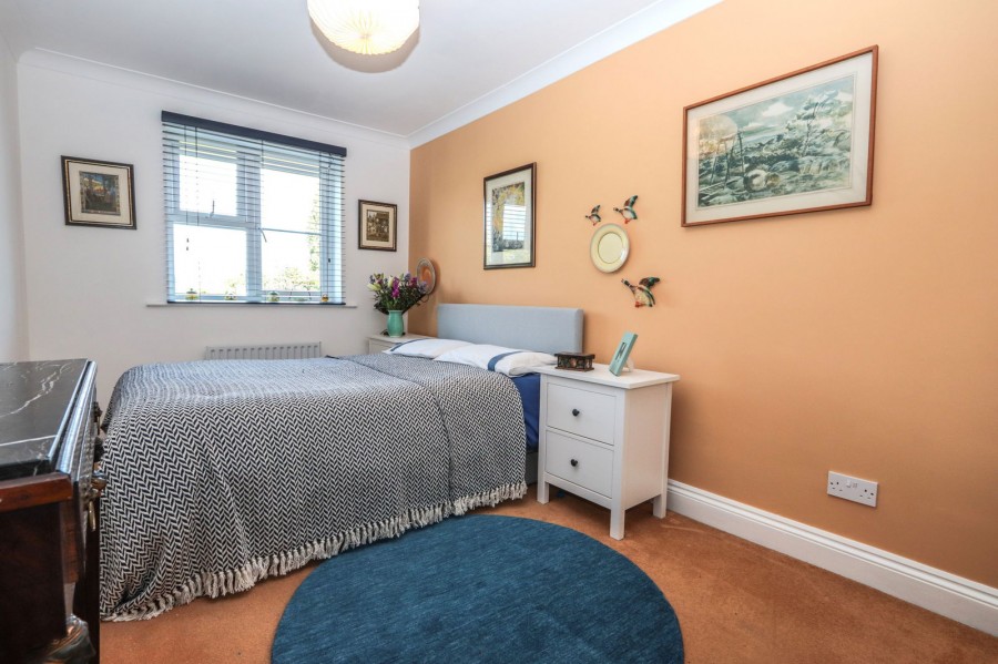 Images for Within Walking Distance to Cranbrook Town Centre & Schools EAID:366206731 BID:bid