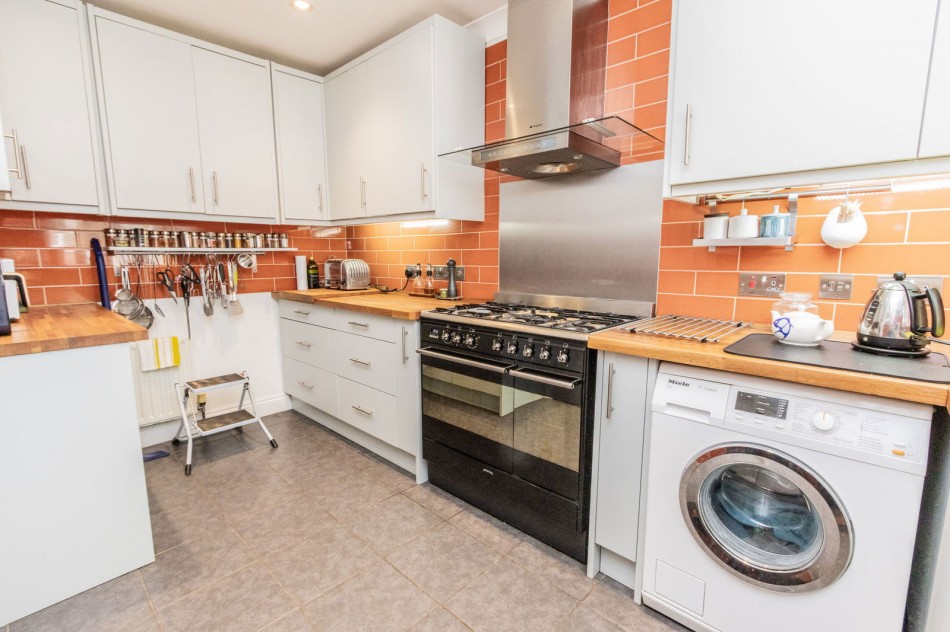 Images for Within Walking Distance to Cranbrook Town Centre & Schools EAID:366206731 BID:bid