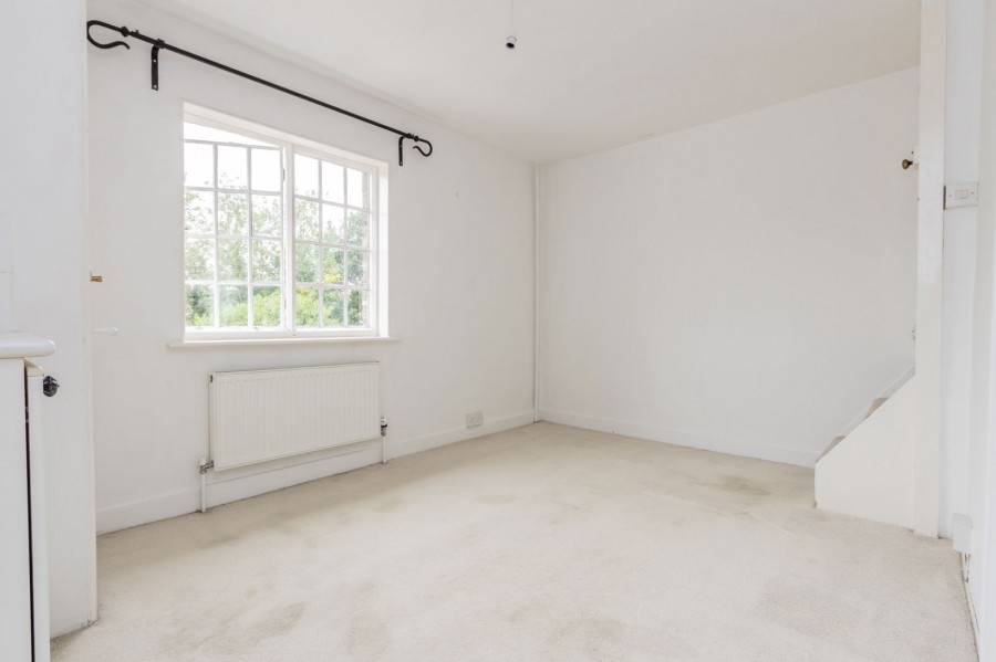 Images for Available With No Onward Chain in Hawkhurst EAID:366206731 BID:bid