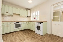 Images for Available With No Onward Chain in Hawkhurst