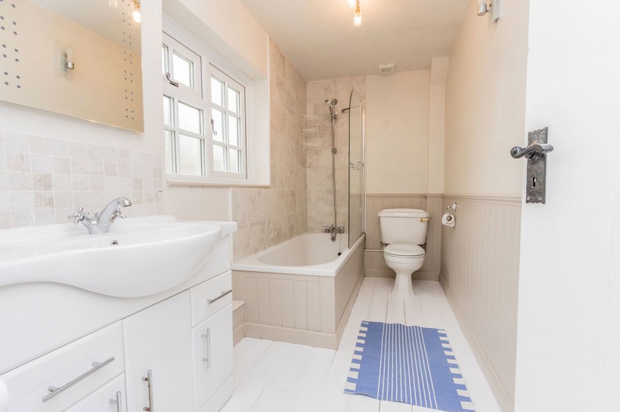 Images for Available With No Onward Chain in Hawkhurst EAID:366206731 BID:bid