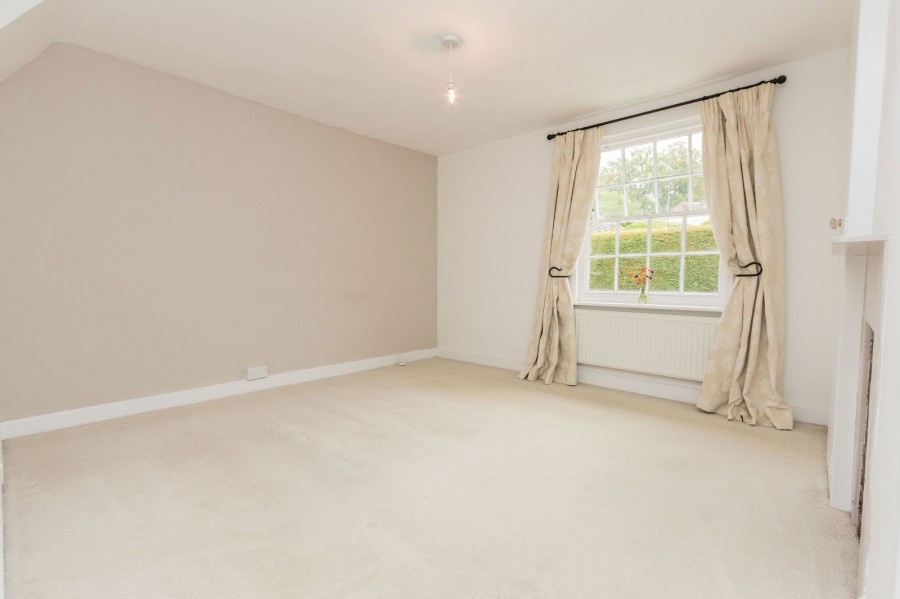 Images for Available With No Onward Chain in Hawkhurst EAID:366206731 BID:bid