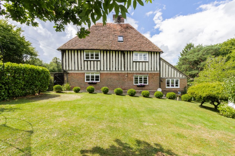 Images for On A Rural Lane Location In Hawkhurst EAID:366206731 BID:bid