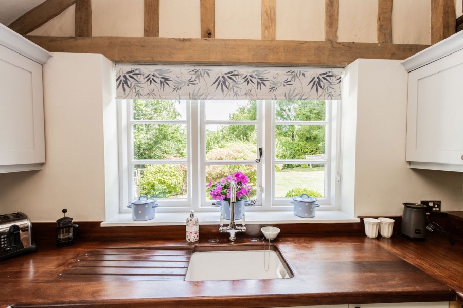 Images for On A Rural Lane Location In Hawkhurst EAID:366206731 BID:bid