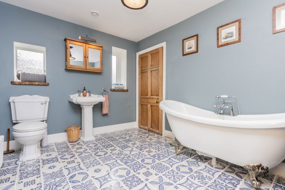 Images for With Stunning Countryside Views In Burwash EAID:366206731 BID:bid