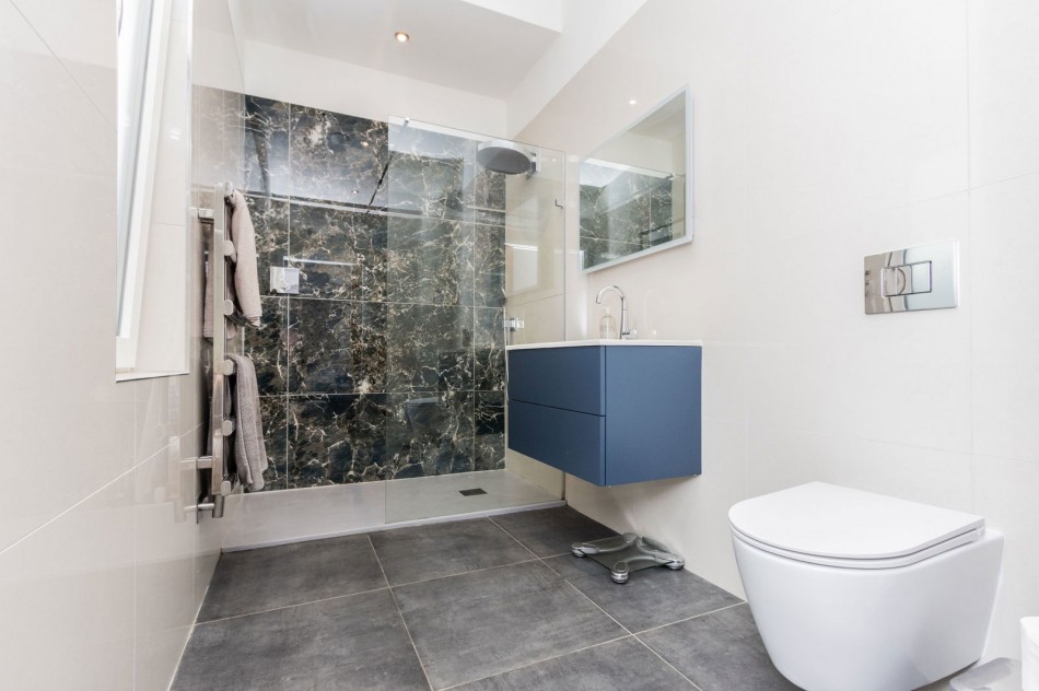 Images for Within Walking Distance of Hawkhurst Colonnade EAID:366206731 BID:bid