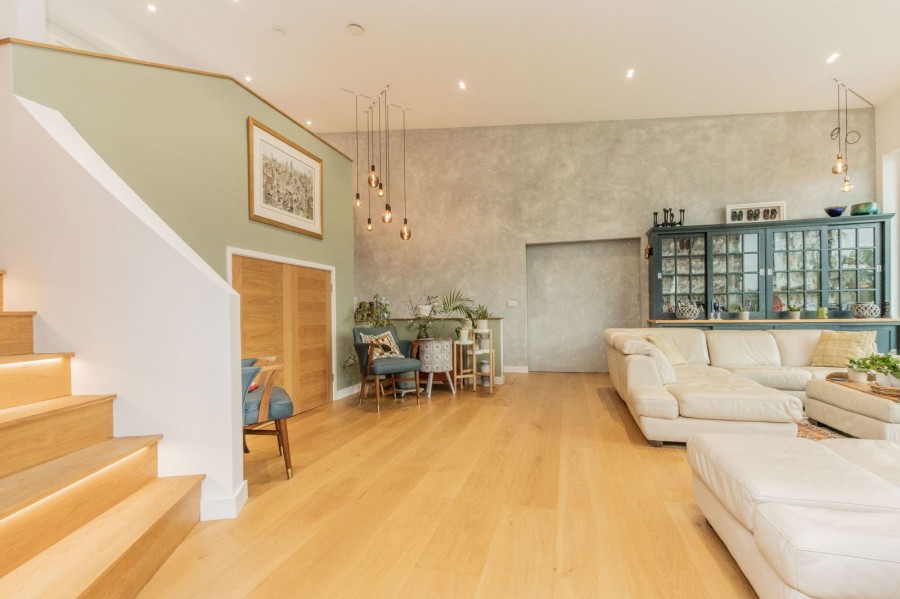 Images for Within Walking Distance of Hawkhurst Colonnade EAID:366206731 BID:bid