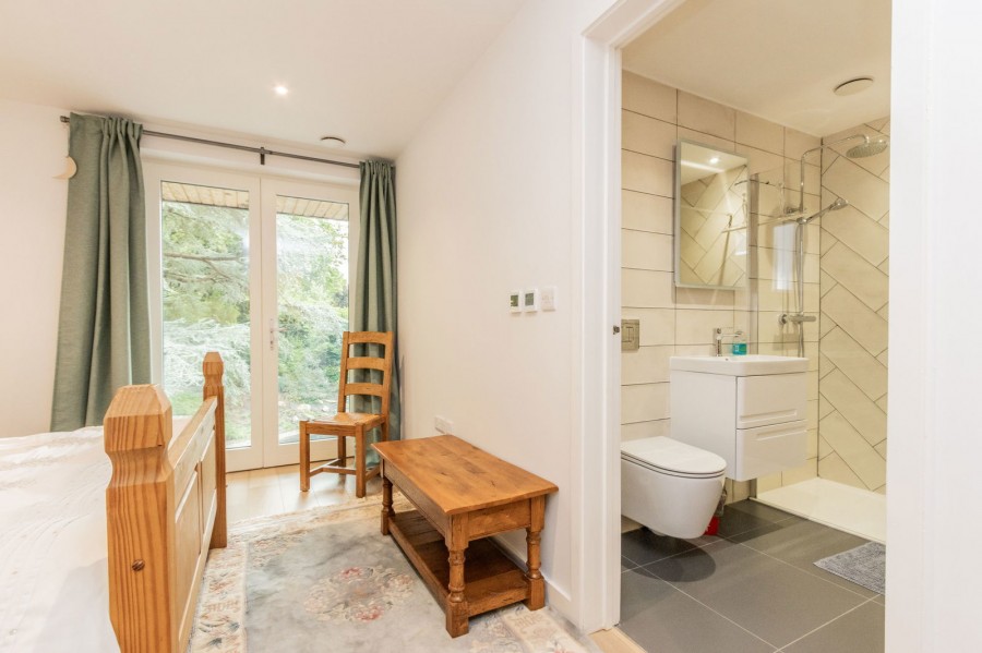 Images for Within Walking Distance of Hawkhurst Colonnade EAID:366206731 BID:bid