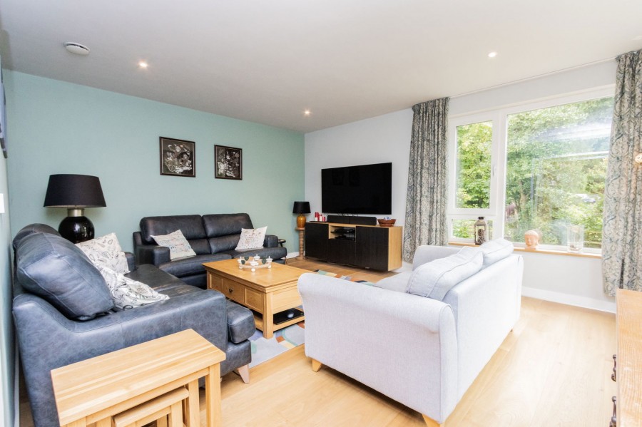 Images for Within Walking Distance of Hawkhurst Colonnade EAID:366206731 BID:bid