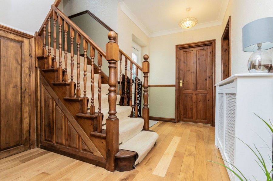 Images for 2115sqft Of Accommodation In Battle EAID:366206731 BID:bid