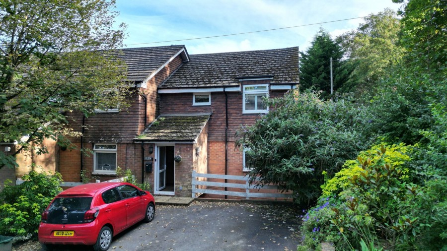 Images for Vale Road, Hawkhurst, Cranbrook, TN18 4DH EAID:366206731 BID:bid