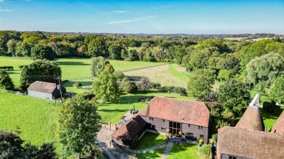 View Full Details for A 17th Century Barn Conversion In Sissinghurst - EAID:366206731, BID:bid