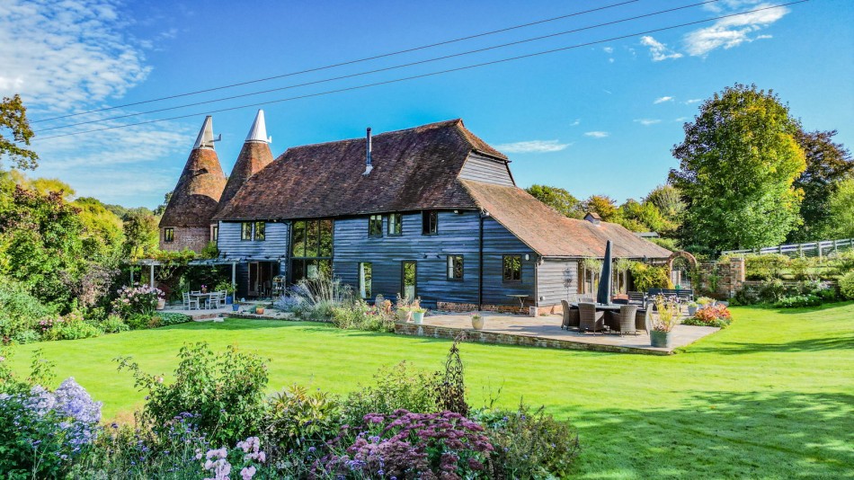 Images for A 17th Century Barn Conversion In Sissinghurst EAID:366206731 BID:bid