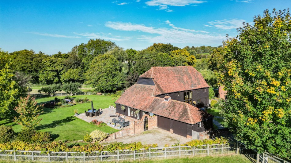 Images for A 17th Century Barn Conversion In Sissinghurst EAID:366206731 BID:bid